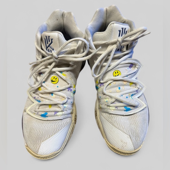 Size 8 - Nike Kyrie 5 Have A Nike Day - Picture 2 of 11